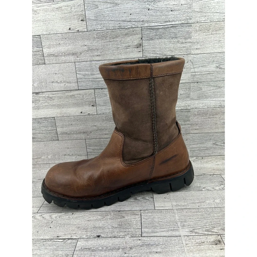 UGG‎ Australia Mens Beacon Brown Leather Sheepskin Winter Boots 5485 Size 8